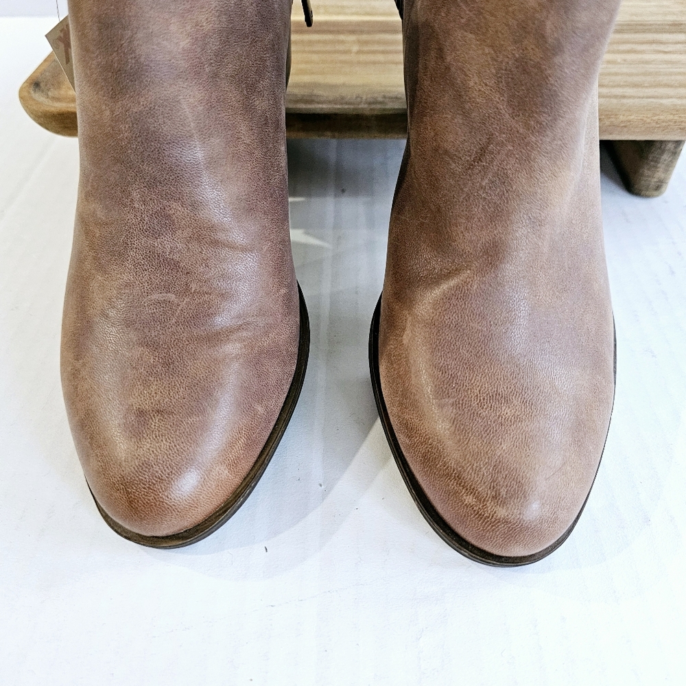Lucky Brand Burklee booties size 6.5 brown leather zipper sides stacked heel NWT - Picture 3 of 15